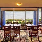 Coastal Hotel & Suites Virginia Beach - Oceanfront 