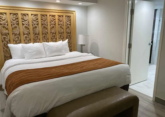 Coastal Hotel & Suites Virginia Beach - Oceanfront